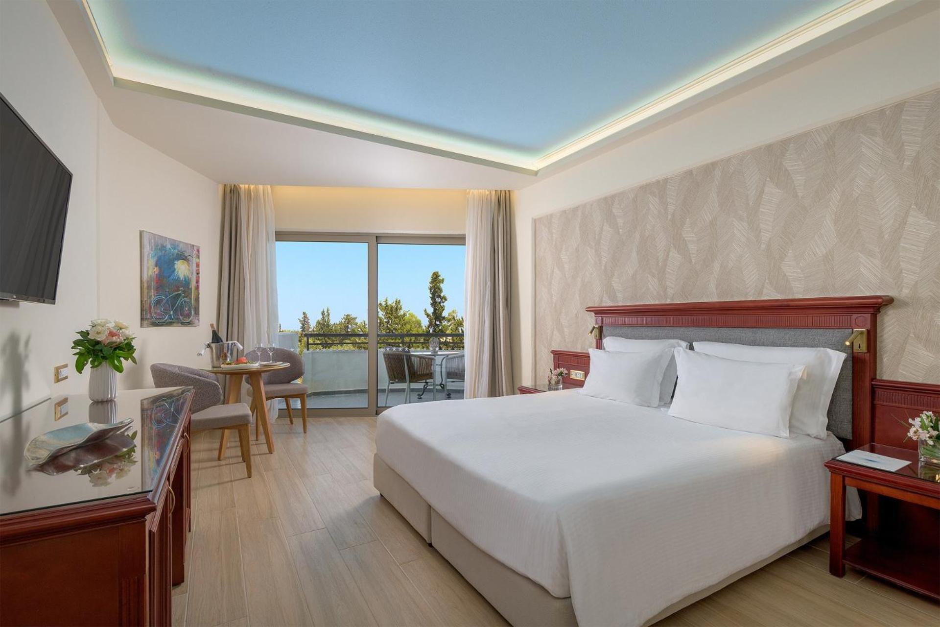 Family Suite with Partial Sea View (2-4 Persons),1710130558:JPEG