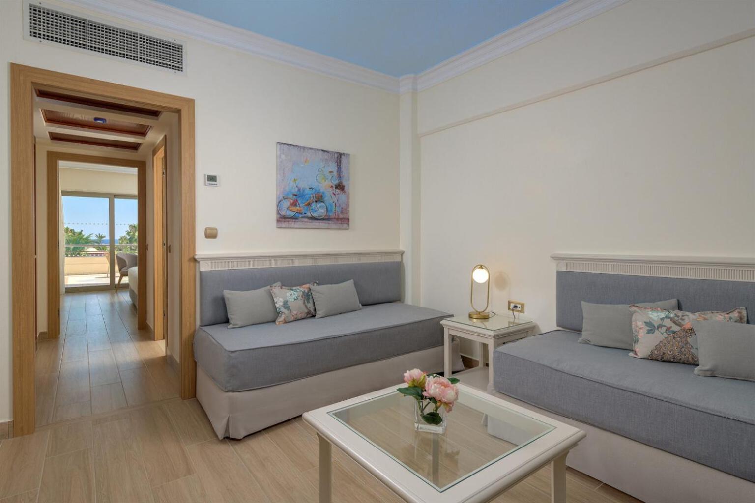 Family Suite Partial Sea View 2